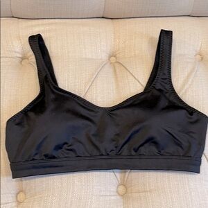 VICTORIA Sport Workout Top with Lace Back Sz L